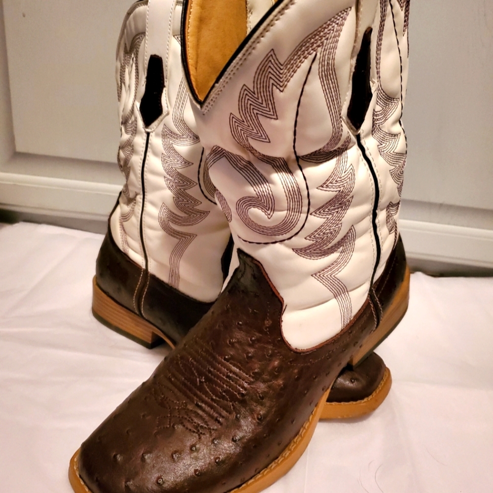 Roper Cowboy Boots in US men's size 10